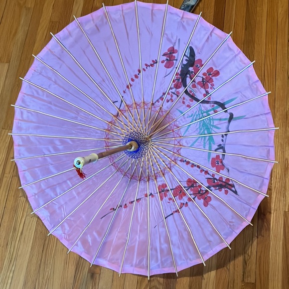 Chinese Parasol - Picture 4 of 8